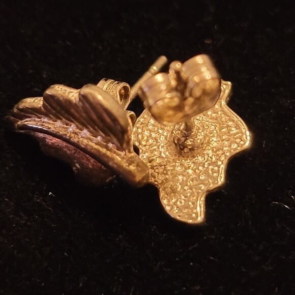 Silver Toned Small Leaf Post Earrings - Picture 1 of 4